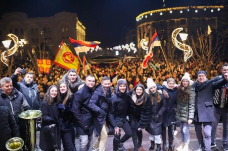 SREĆNO NAM NOVO LJETO Širom Srpske dočekana pravoslavna Nova godina