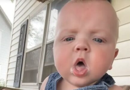 (UZNЕMIRUJUĆI VIDEO) I LJEKARIMA TEŠKO DA PREPOZNAJU OBOLJENJE Majka objavila snimak djeteta koje ima veliki kašalj