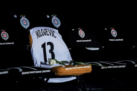 (VIDEO) EMOCIJE PREPLAVILE ARENU Partizan i navijači se oprostili od Milojevića
