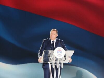 (FOTO) „SIMBOL SLOBODE“ Milorad Dodik na svojstven način čestitao rođendan Republike Srpske i 9. januar