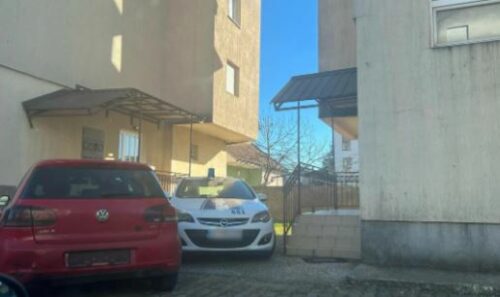 (FOTO) OVO JE UBIJENA ŽENA U PODGORICI Detalji tragedije koja je digla na noge cijelu Crnu Goru: Kćerka u pidžami uspjela izaći kroz prozor