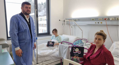 Zlatnik za bebe iz Istočnog Sarajeva: Čast mi je da darujem dva dječaka i djevojčicu rođene 9. januara