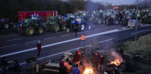 PROTEST U MADRIDU Više stotina traktora krenulo ka centru grada
