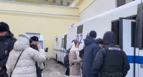 (VIDEO) HAOS U MOSKVI Protest žena mobilisanih vojnika: Putin u velikom problemu