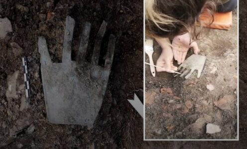 ISTRAŽIVAČI U ČUDU Arheolozi pronašli 2000 godina staru ruku s misterioznim simbolima (VIDEO)