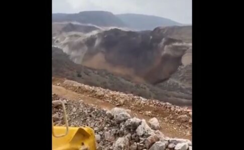 JEZIVI PRIZORI OBIŠLI SVIJET Objavljen snimak urušavanja rudnika u Turskoj (VIDEO)