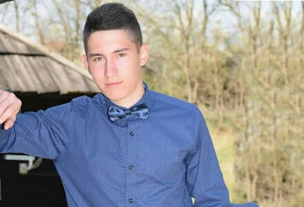 „IZGUBILA SAM TE PROKLETE NOĆI NEŠTO NAJSVETIJE“ Potresna ispovijest majke Stefana Filića (18) koga su brutalno pretukli na smrt