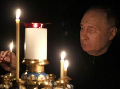 RUSIJA ZAVIJENA U CRNO Putin je zapalio svijeću za pokoj poginulih u Krokusu