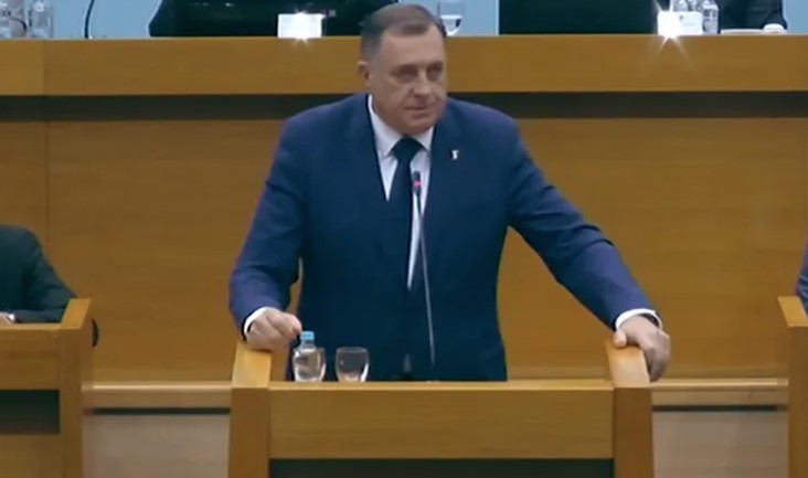 POSEBNA SJEDNICA NARODNE SKUPŠTINE Dodik: Krećem u novu fazu borbe za Srpsku