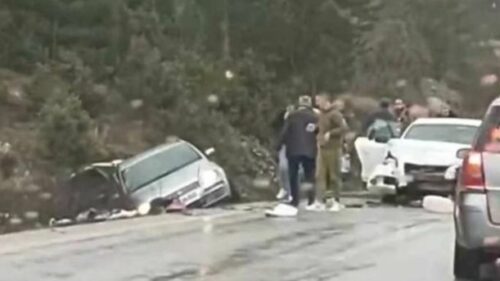 (FOTO/VIDEO) PRVI SNIMCI I FOTOGRAFIJE Jeziva saobraćajka kod Rogatice: Poginulo dijete, a sedam osoba povrijeđeno