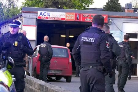POTEZALI SE I NOŽEVI Mladić (29) iz BiH uhapšen zbog sukoba sa nezadovoljnom mušterijom