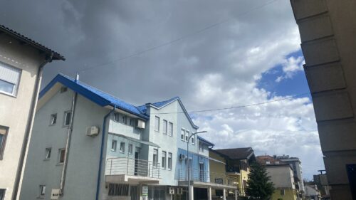 (FOTO) OBJAVLJENA MAPA KRETANJA OBLAKA Nevrijeme stiže u BiH, meteorolozi objavili upozorenje