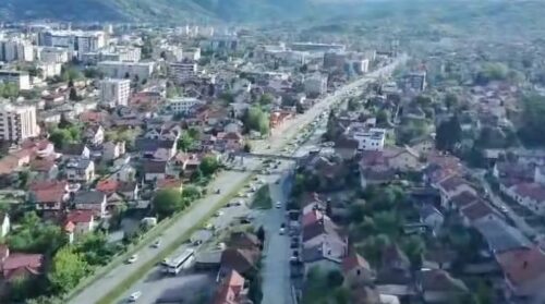 (VIDEO) BANJALUKA JE DANAS CENTAR SRPSKE Pogledajte snimke iz helikoptera: Sve spremno za miting „Srpska te zove“