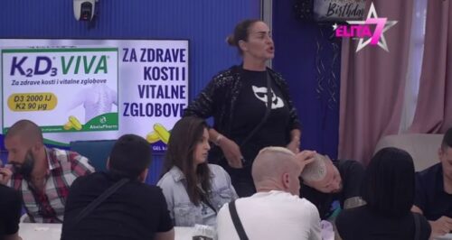 „POLOMIĆU IH!“ Barbara Bobak prekinula nastup u Kragujevcu, iz publike letjeli telefoni