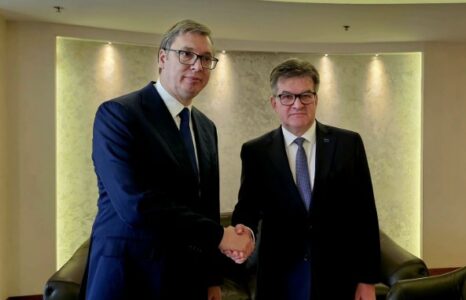 „JOŠ JEDAN OTVOREN I KONKRETAN RAZGOVOR“ Vučić sa Lajčakom: Srbija nastavlja da vodi odgovornu politiku