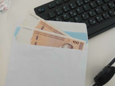 VARALI NA PUMPAMA Slovenci plaćali benzin falsifikovanim novčanicama od 200 evra