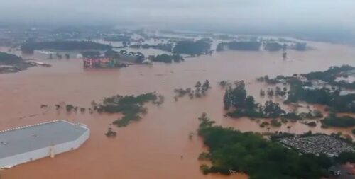 (VIDEO) APOKALIPTIČNI PRIZORI IZ BRAZILA Pukla brana, voda nosi sve pred sobom, više od 30 ljudi poginulo